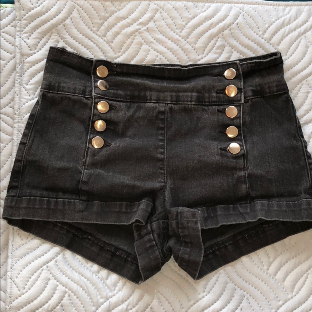 Forever 21 Black Sailor Shorts Size 26 (5/$30)
